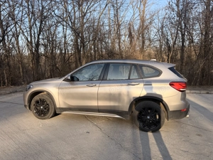 BMW X1 sDrive 18i Linia Model Sport Line - imagine 5