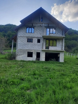 vand casă proiectată pentru pensiune