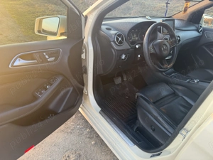 Vând.      Mercedes b180  - imagine 5