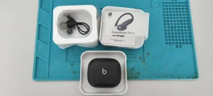 Casti sport True Wireless Beats PowerBeats Pro 2 la cutie