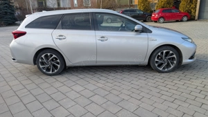 Toyota Auris Hybrid 1.8 eCVT 07.2016 - imagine 2