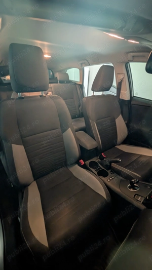 Toyota Auris Hybrid 1.8 eCVT 07.2016 - imagine 10