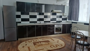 Persoana Fizica Inchiriez apartament. doua camere