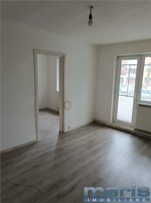 Apartament 2 camere Dambul Pietros parter cu balcon.