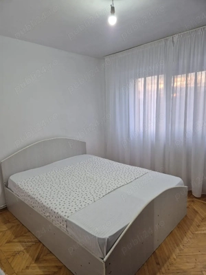 închiriez două camere 