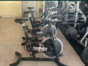 Vand echipament sala fitness