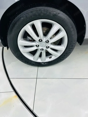 HYUNDAI IX35 - imagine 9