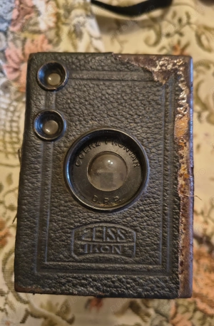 Aparat foto vechi Functional, de colecție ZEISS IKON Box - Obiectiv Goerz Frontar - Funcțional 1930