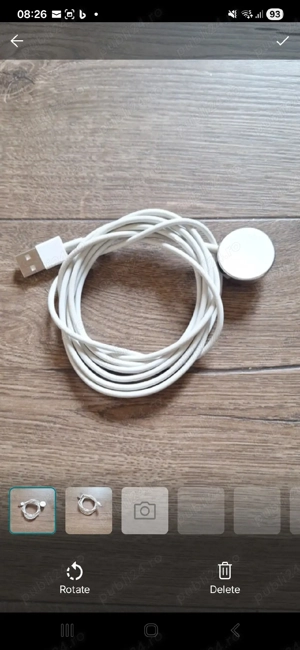 Magnetic charging cable for a smartwatch - imagine 2