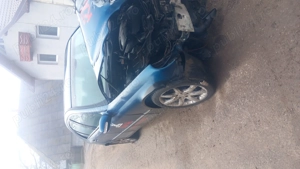 Vind mercedes c class an 2001 motor 2,2 avariat pentru dezmembrare - imagine 3