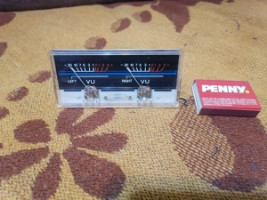 indicator  de nivel audio  vu  metru  dublu  analogic cu ace - imagine 2