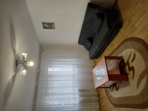 Închiriez apartament 