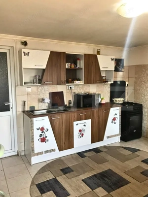 Casă cu Teren Generos Lângă Titu, Braniștea - 1.200 mp, Curte Amenajată  - imagine 8