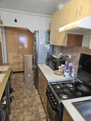 1. Apartament 2 camere, 37 mp, balcon, mobilat – Deva, zona Dorobanți - imagine 2