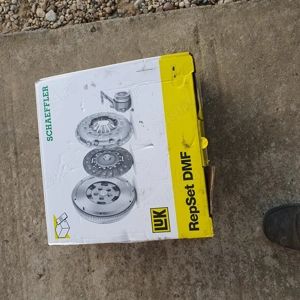 Vând Opel Combo 1,7cdti. 