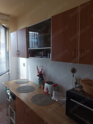 Vand apartament bine situat