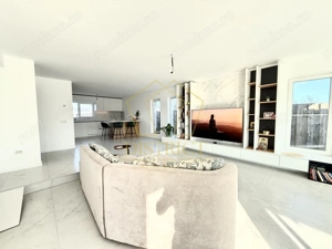 Vila cu 6 camere eficienta energetic 265 mp utili | Sacalaz | E-V