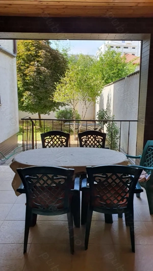 Apartament 3 camere, curte proprie si terasa in zona Cartier Latin