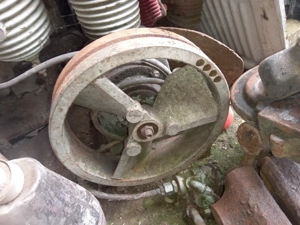 Vând scule dintr-un atelier complet etc...