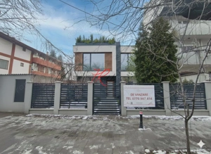 Vanzare teren Lacul Tei