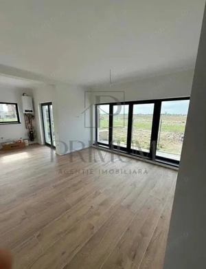 Duplex pe parter - 2 dormitoare - zona buna - imagine 3
