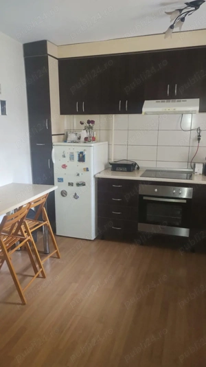 Garsoniera in Piatra Neamț, zona Piața Centrală, mobilată și utiliata in suprafață utila de 25 mp. - imagine 4