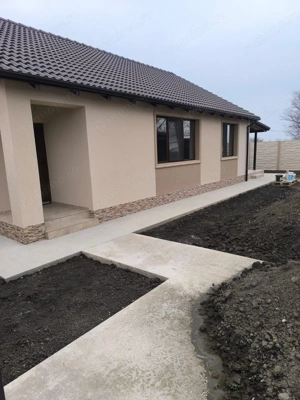 Casa Individuala Parter,Sanmihaiu Roman,3 Camere,Toate Utilitatile - imagine 3