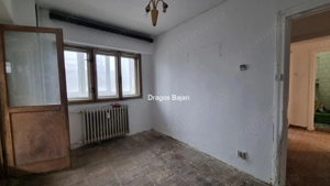 Dorobanti ASE // 4 camere // 1980 - imagine 5