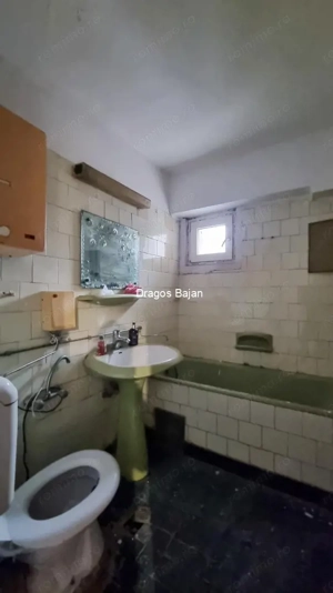 Dorobanti ASE // 4 camere // 1980 - imagine 12