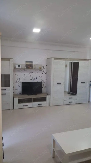 Garsoniera de închiriat 