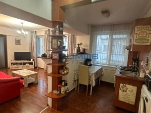 UNIVERSITATE | metrou