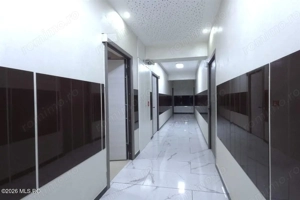 Mamaia Nord - White Tower, 2 camere, 51 mp, etajul 7, vedere la mare! - imagine 5