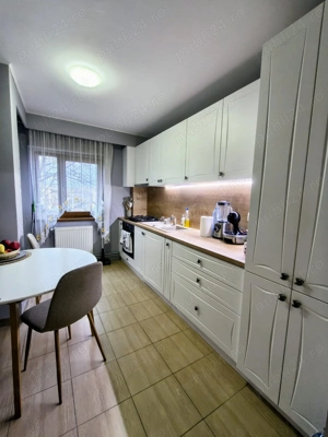 Apartament 3 camere decomandat