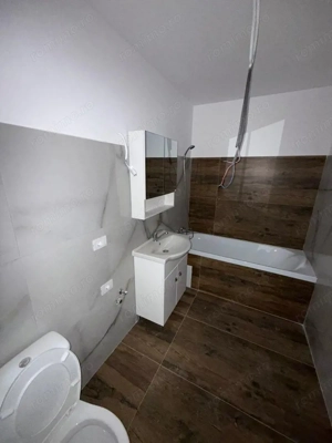 Apartament 3 camere. Bloc Nou. Giroc. Decomandat. - imagine 5