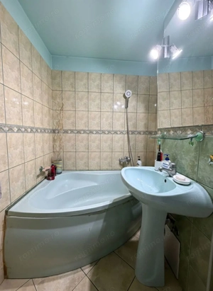 OPORTUNITATE: 3 camere, 2 băi, 2 balcoane, decomandat, etaj 2 - imagine 5