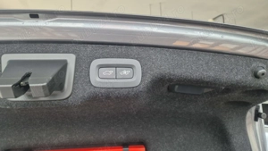 Vand Volvo S90 Momentum Plus D4, 2018 - imagine 5