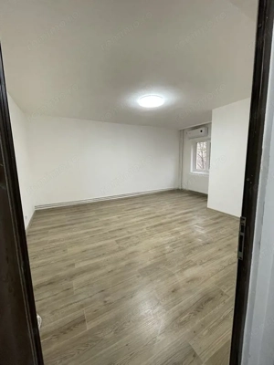 De vanzare apartament 3 camere Virtutii - imagine 3
