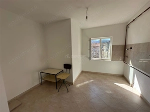 Resita, Apt. 3 Cam, Cf.1 Decom. Central - imagine 5