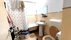 Apartament 2 camere decomandat etaj 1 Cetate - imagine 5