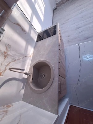 Proprietar Vand Camera cămin  - imagine 7