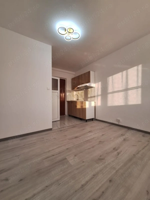 Proprietar Vand Camera cămin  - imagine 8