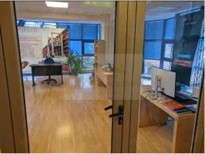 Clădiri de birouri de închiriat Sector 4 – 1.100 mp, vizibilitate stradală - imagine 12