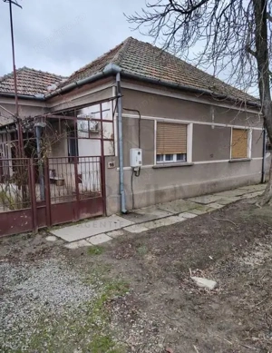 Casa individuala - teren 647 mp