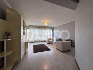 De vanzare apartament spatios cu terasa si priveliste Andrei Muresanu