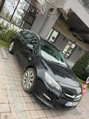 Opel astra J 2013 , 1.7  - imagine 3