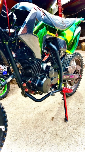    Motocicletă Dirt Bike 150cc de vânzare   Aspect agresiv și performanță puternică    - imagine 5