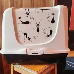 Litieră acoperită pt pisici 