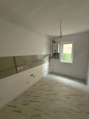 Bloc nou. Gradina proprie. Terasa mare. Bucatarie inchisa. Debara. - imagine 5