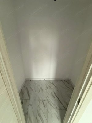 Bloc nou. Gradina proprie. Terasa mare. Bucatarie inchisa. Debara. - imagine 16