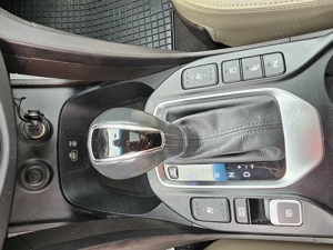 Hyundai Santa Fe 2017 - imagine 8